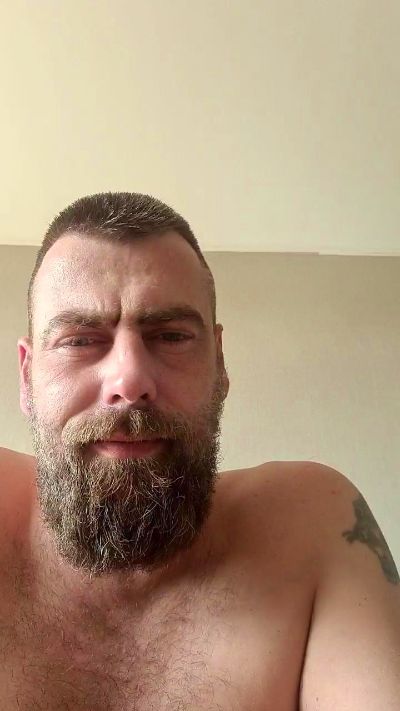 Hornybimale111 live from Belgium