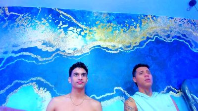 Hottier_Boys live from United States