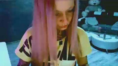 InesDesire live from Germany