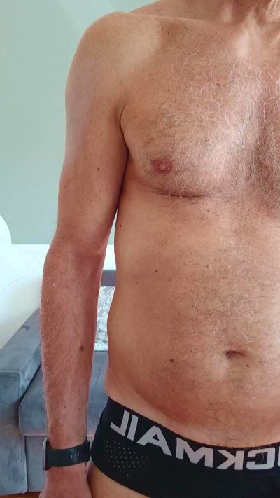 ItalSilverDaddy live from Italy