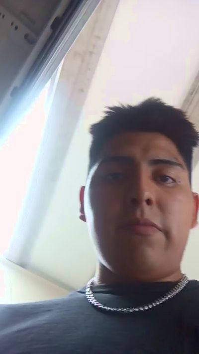 James25nava live from Spain