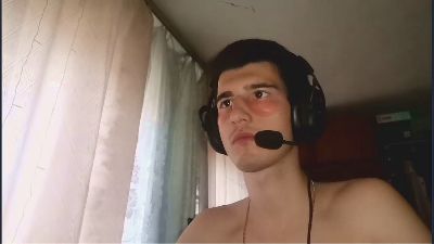 JamesLagerfeld live from Poland