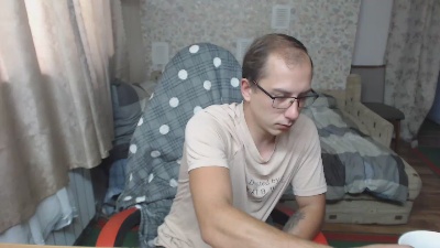 Jess_Nest live from Latvia