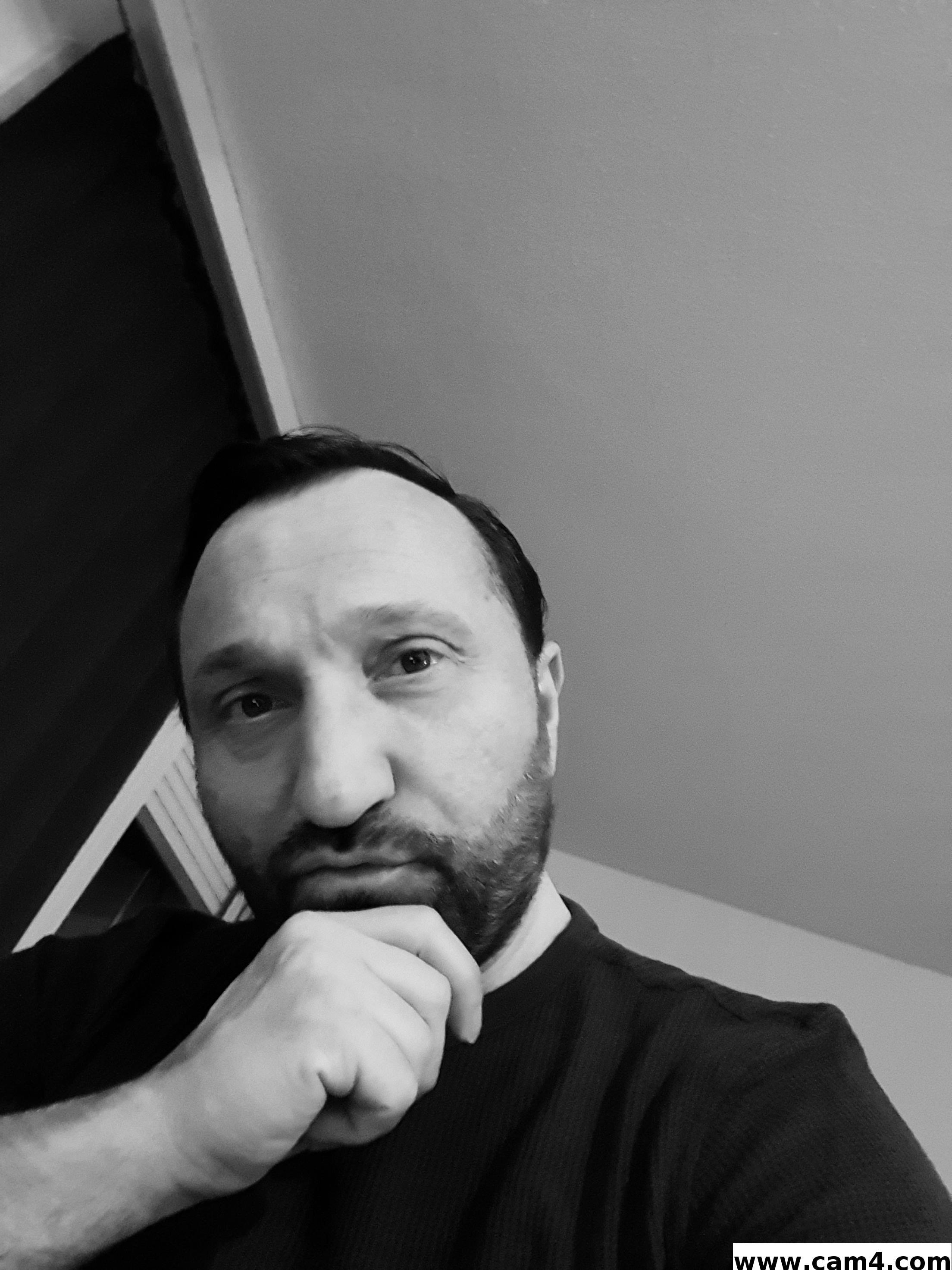 JoeNix72 live from Switzerland