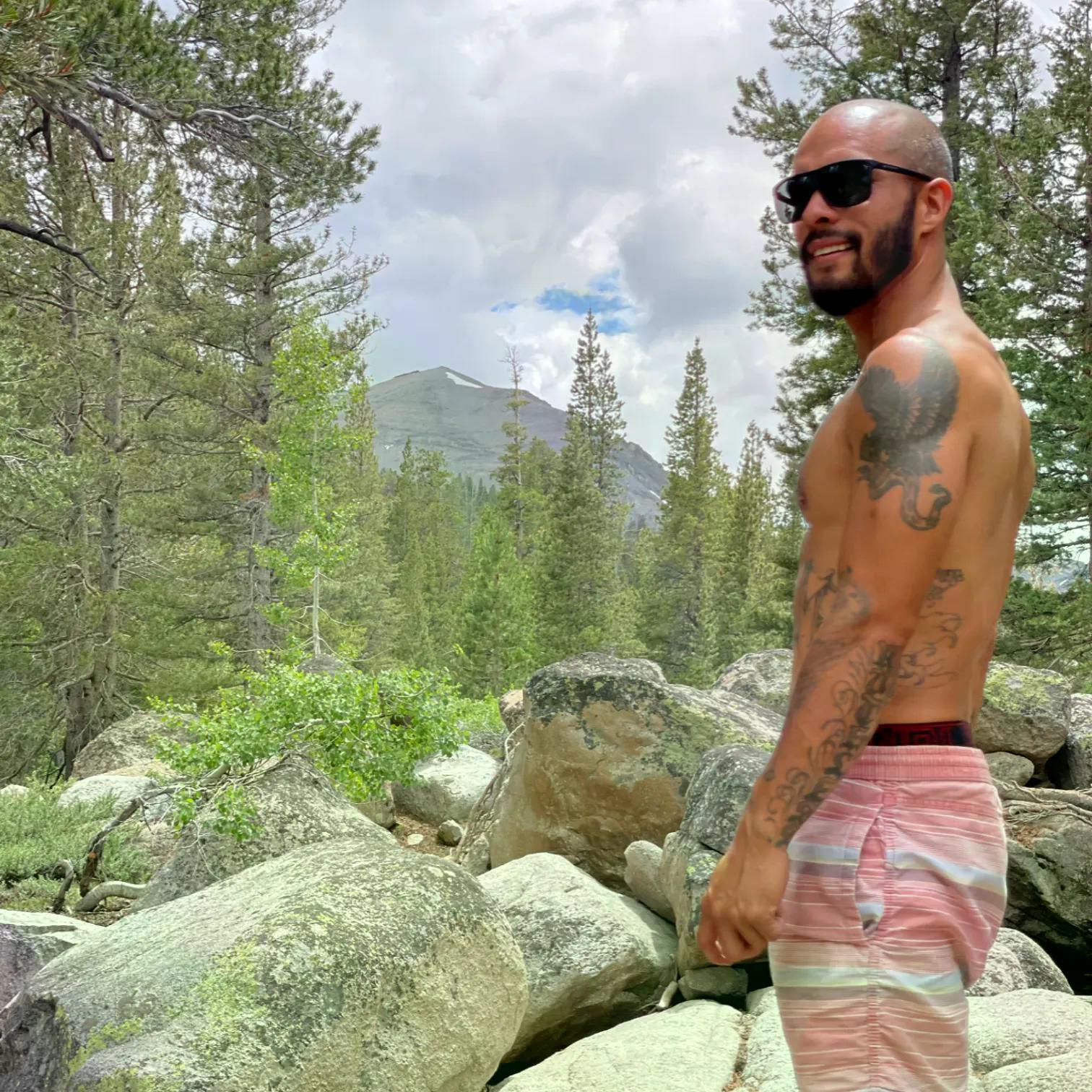 JohnnyDepth187 live from United States