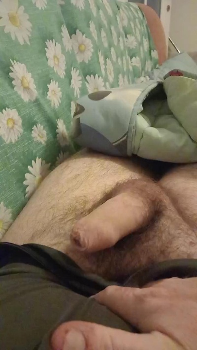 Johnnypeehot live from Italy