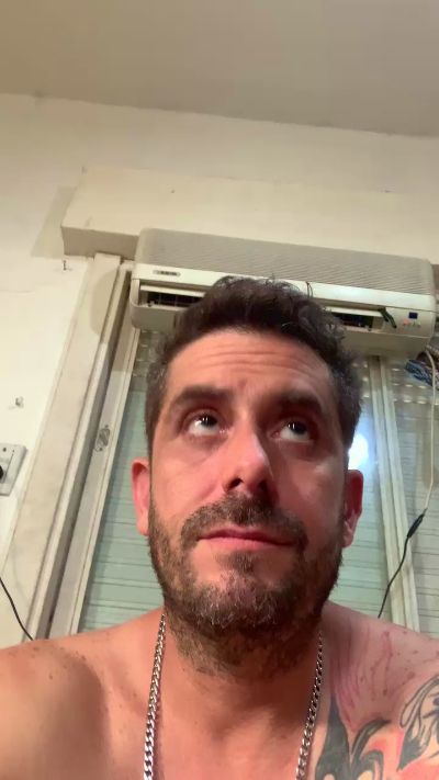 Jonny82xxx live from Argentina