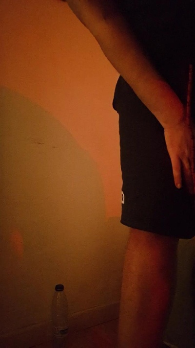 JorgeAndrew90 live from Spain