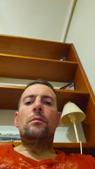 Josepo34 live from Spain