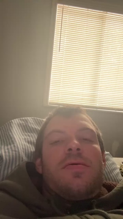 Josh1995555 live from United States