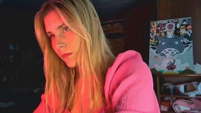 JunieStarrett live from Serbia