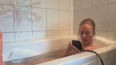 Justemmy2 live from France