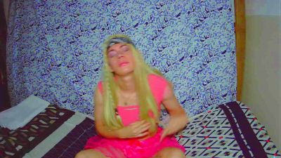 KENIAFLORES live from Colombia