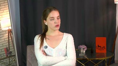 KaceyFauth live from France