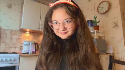 KanishaUyetake live from Serbia