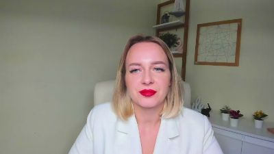 Karenblond live from United Kingdom