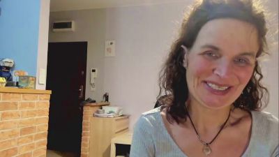 Kathysky4 live from United Kingdom