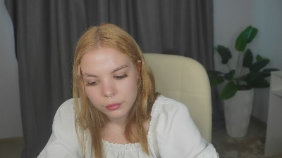 KimberliGeeting live from Germany