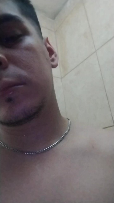 Kingselassie20 live from Argentina