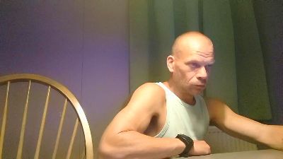 Kinky_Play live from Netherlands
