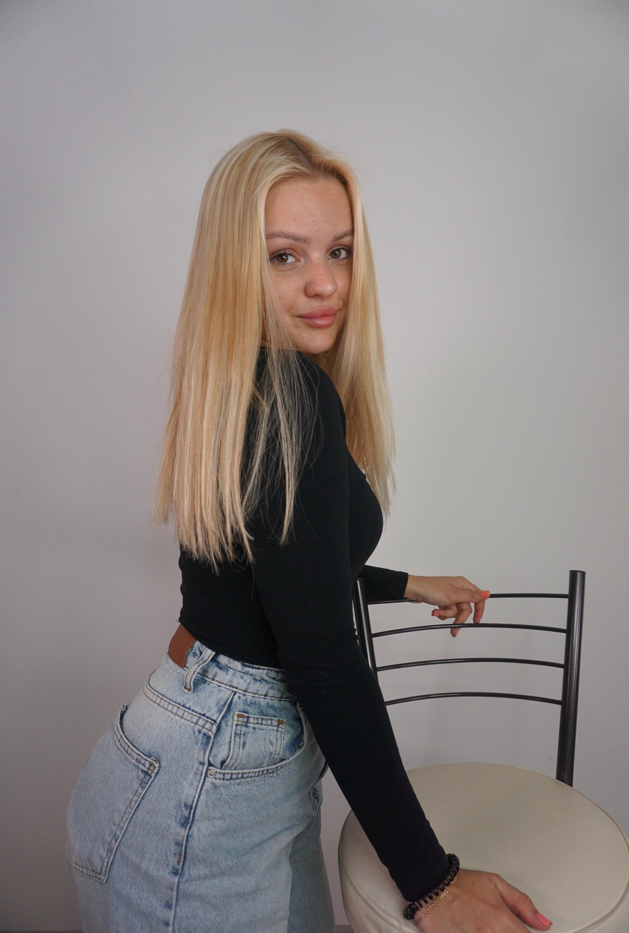 KristalSpurger live from France