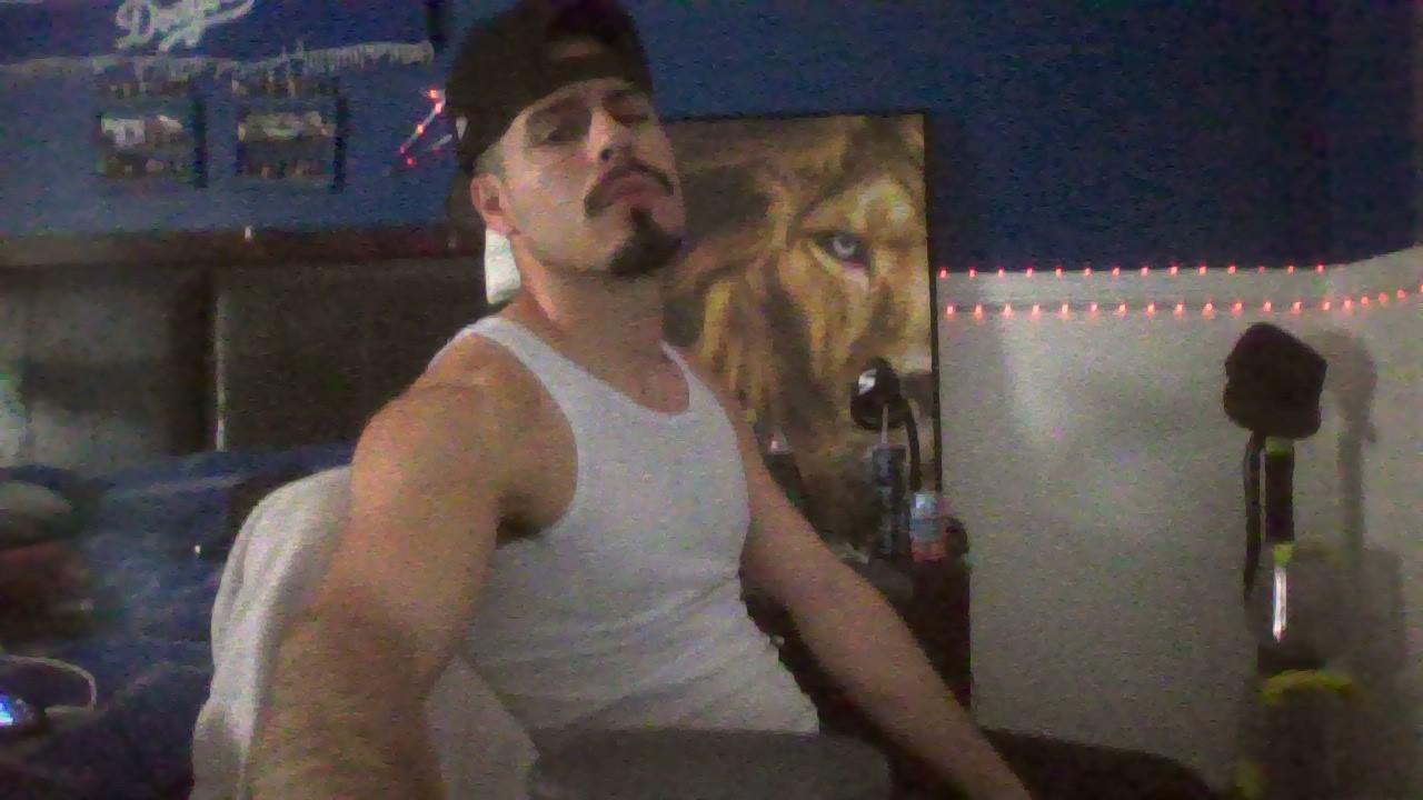 LATINMALE0 live from United States