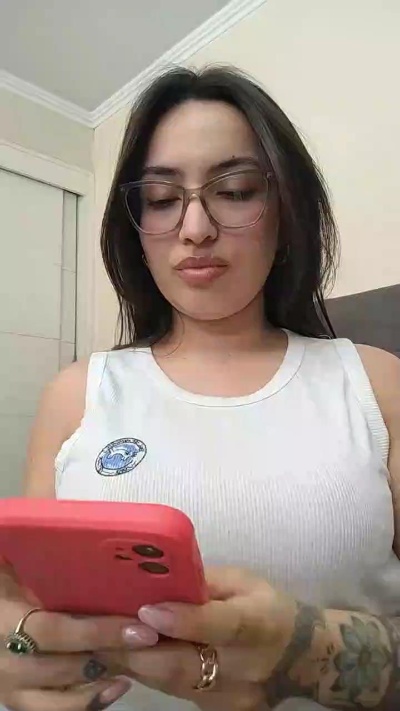 Latinaakita4 live from Chile