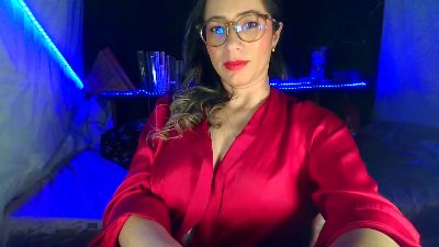 Lauraveil live from Brazil