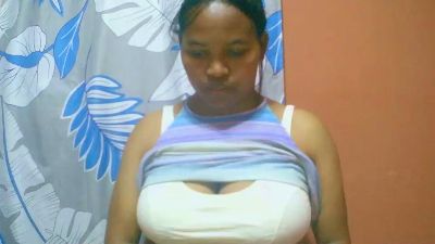 Laurena007 live from Madagascar