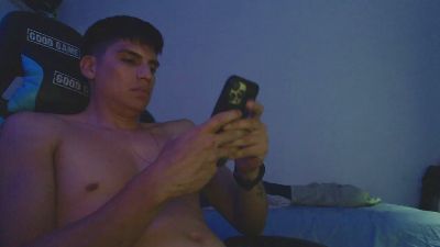 Lauuuxxxx live from Argentina