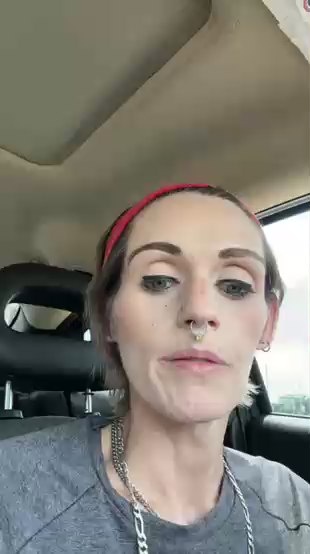 Leah_Marie3345 live from United States