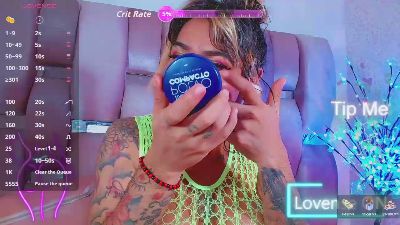 Leidylatinhot live from Colombia