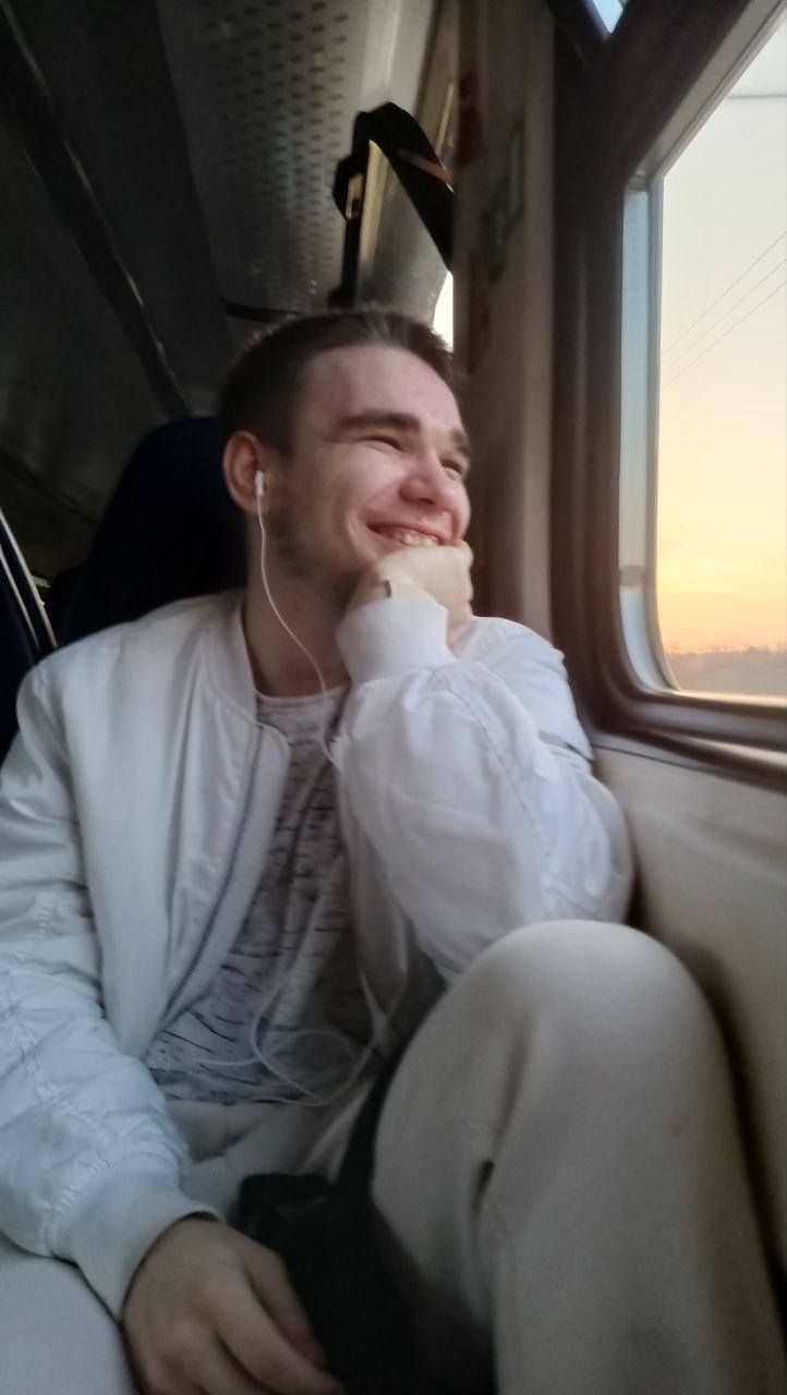 LetsDoHornyYo live from Russia