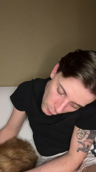 Leylooo66000 live from France