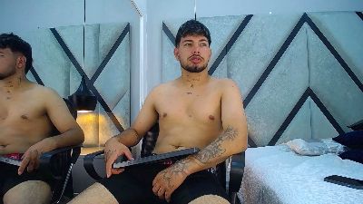 LiamSaenz live from Colombia