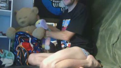 LittleSneakers9 live from United States