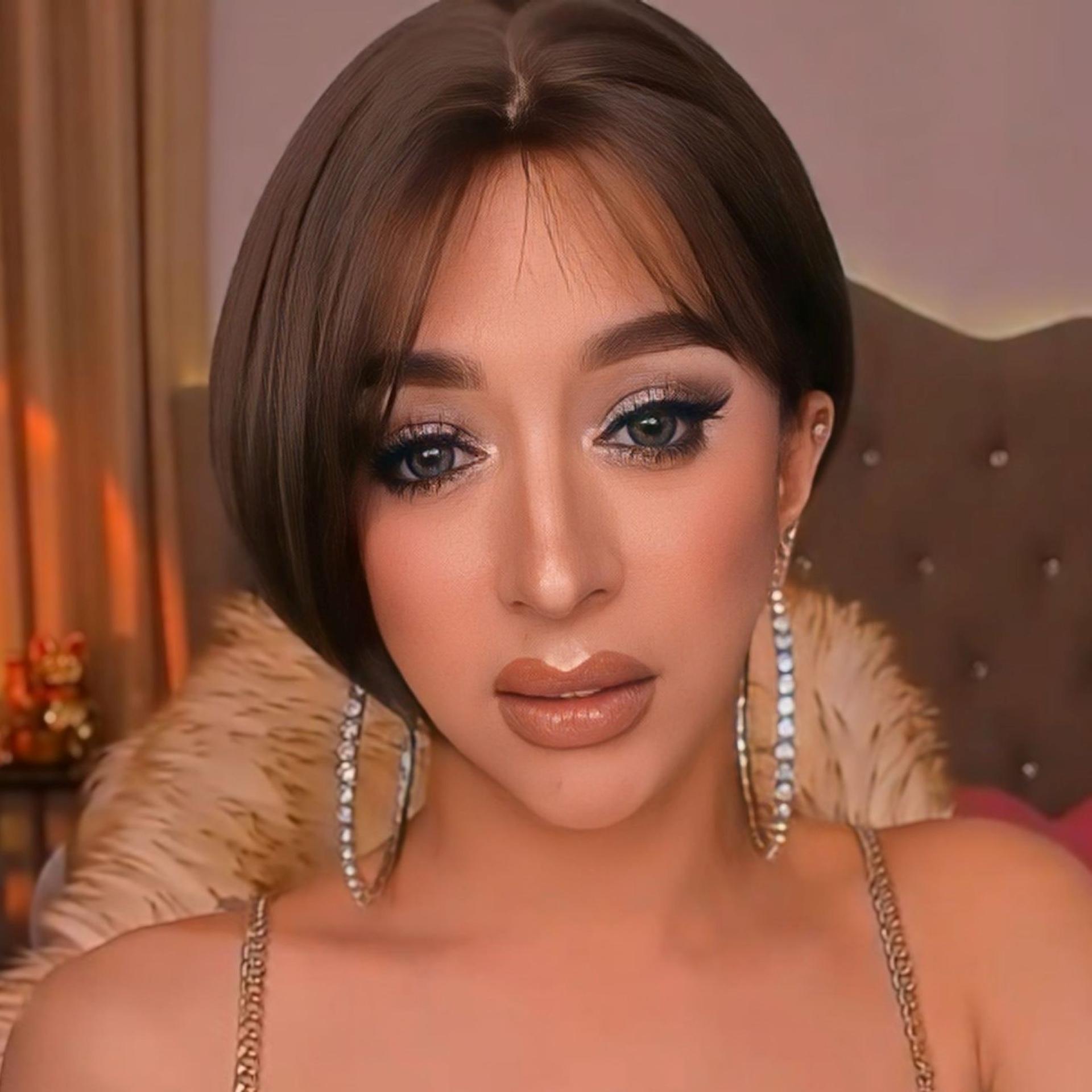 Livecumayumi live from Philippines