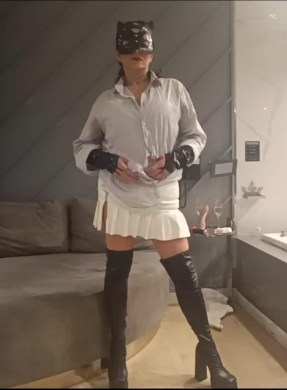 Lizzalanne live from Argentina