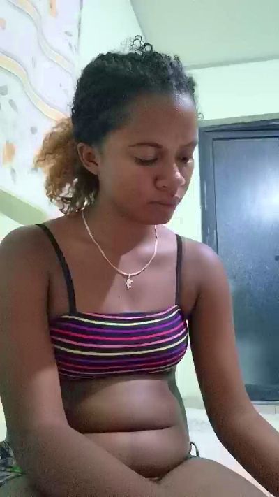 Lola2320 live from Madagascar