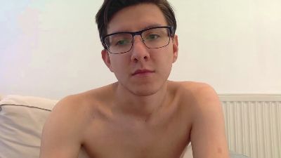 Londonboy405 live from United Kingdom