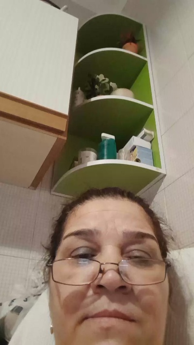 Lorenna51 live from Italy