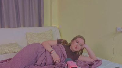 LorrineRuffell live from France