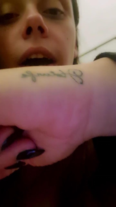 Louisa69Dennis live from Germany