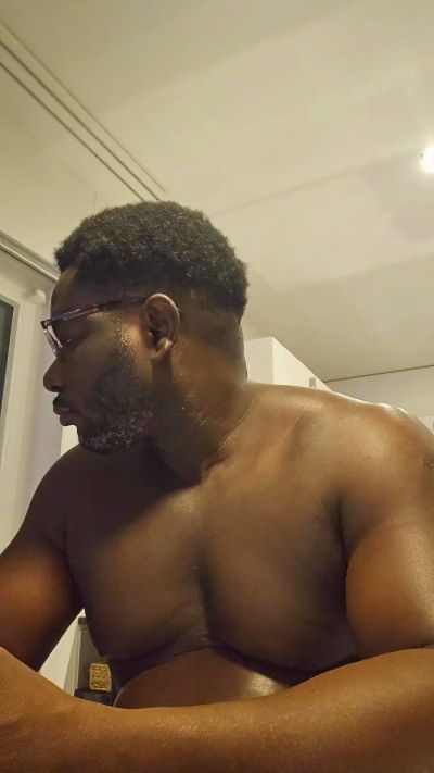 Loveforothers live from Switzerland