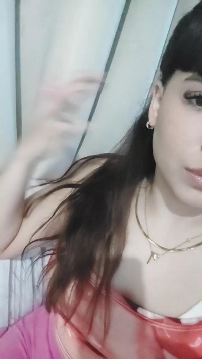 Lulilove25 live from Argentina