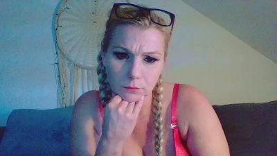 Luluangel2005 live from Germany