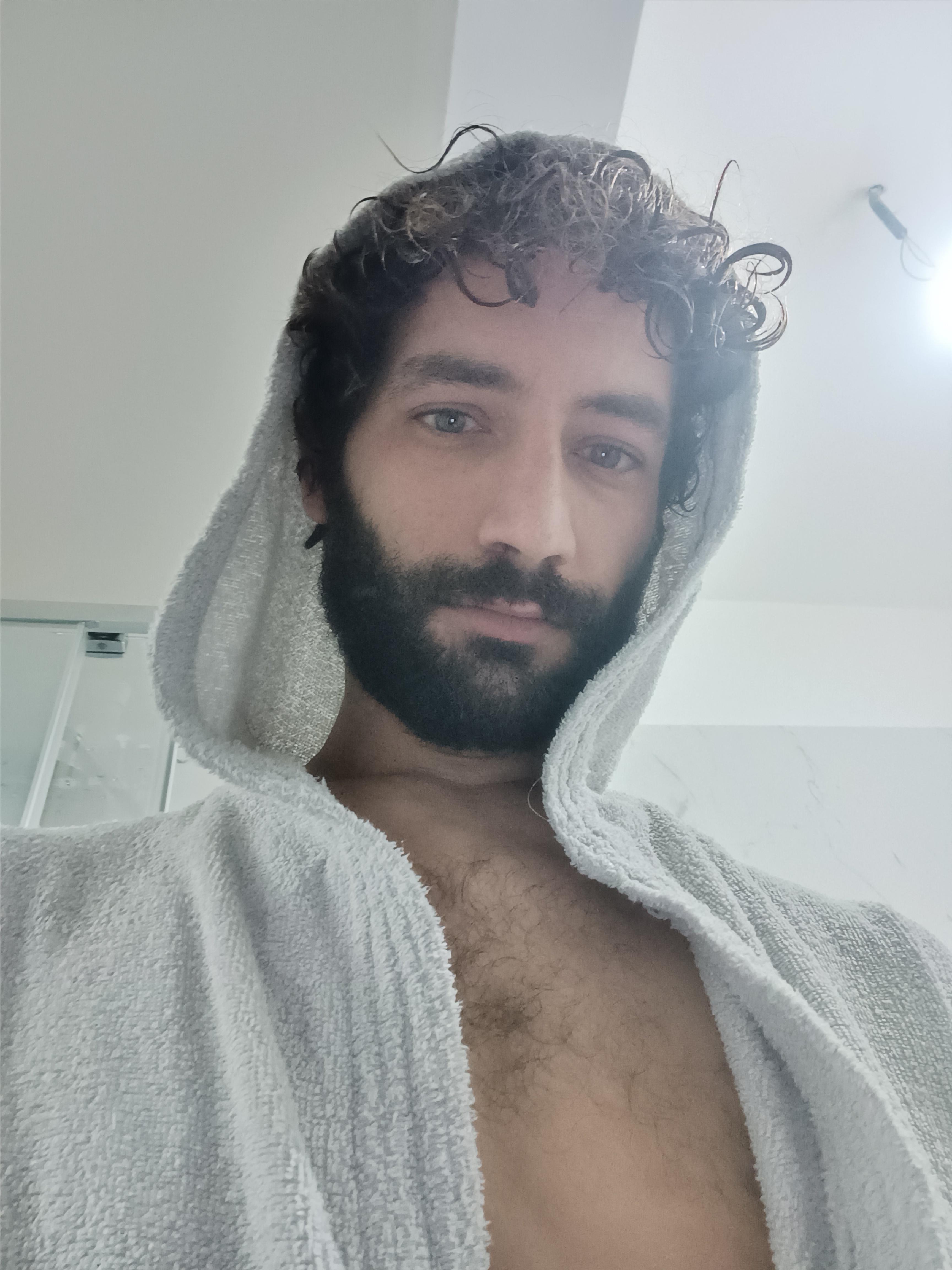 Lurio live from Italy