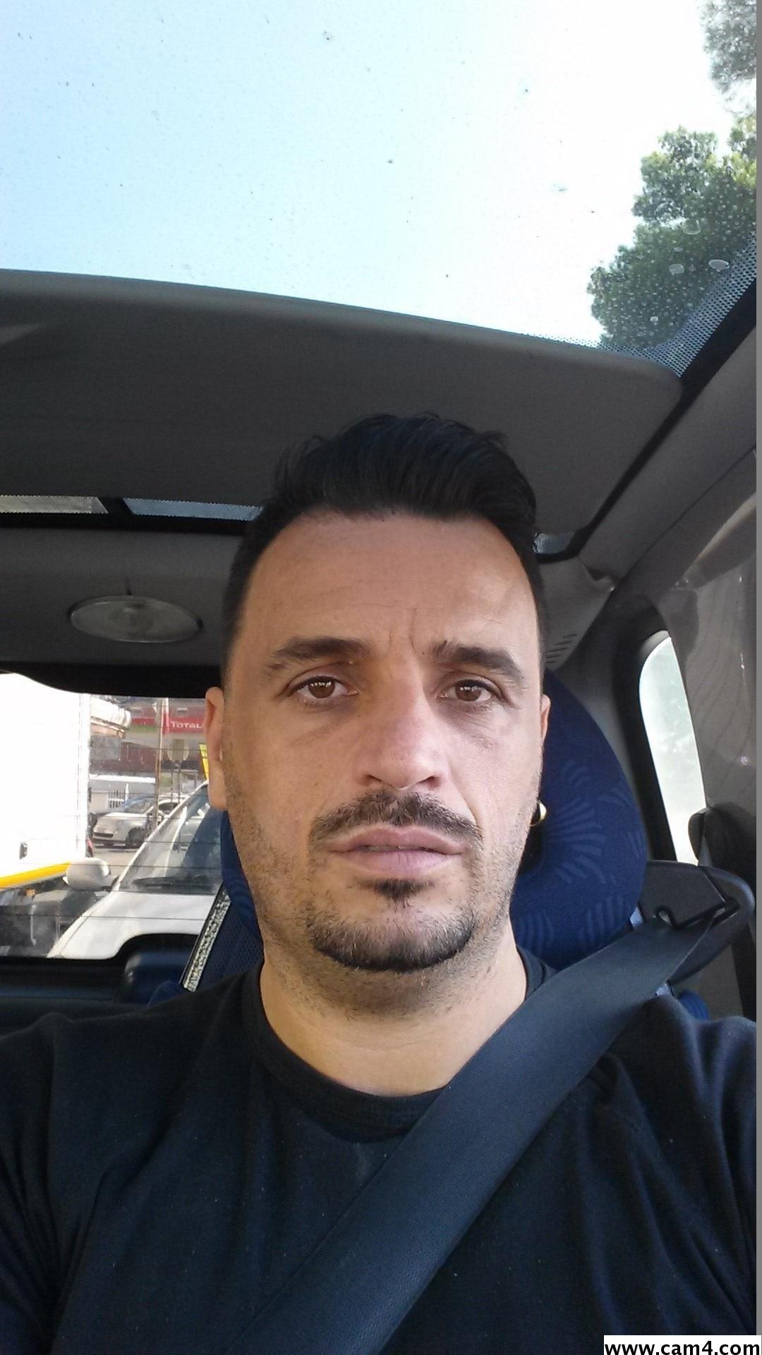 MORO75 live from Italy