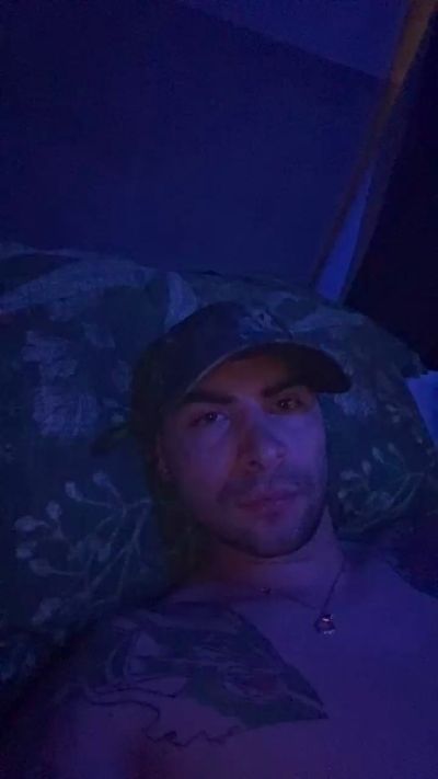 Mackicks live from Chile