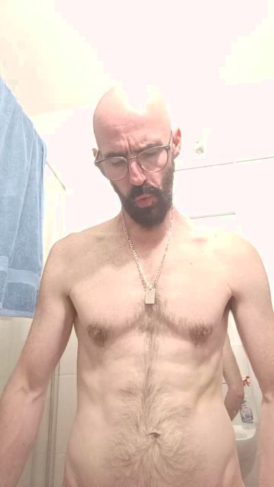 Majid1976 live from France
